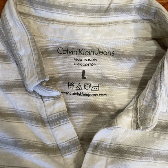 Calvin Klein polo, 100% cotton, no buttons - Picture 2 of 2